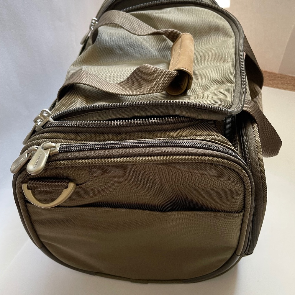 Briggs & Riley Cabin Duffle 221-7 Olive Green